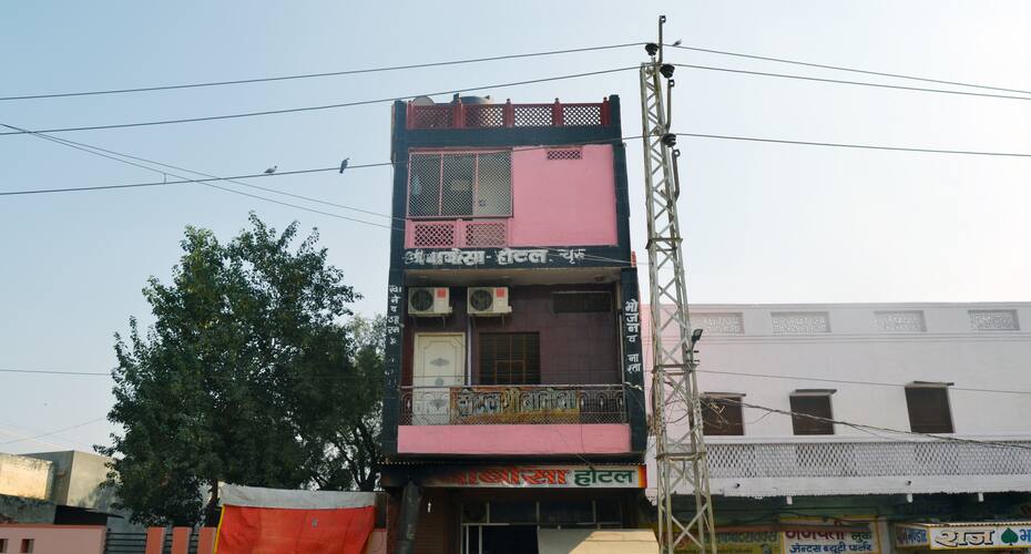 Hotel Shri Barbosa, Churu 1